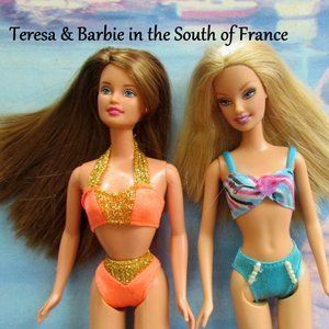 BARBIE & TERESA DOLLS, SWIMSUITS + OUTFITS in FRENCH STARBUCKS STORY - LOVELY!